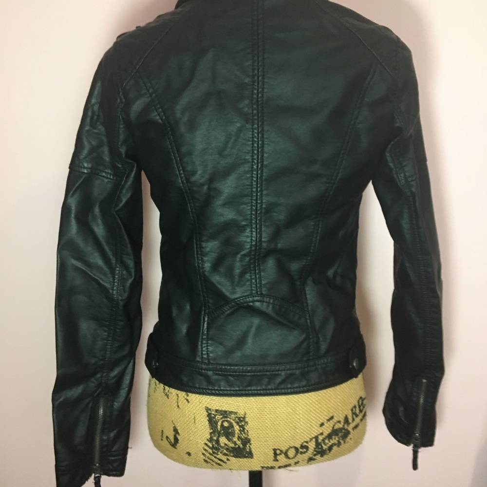 leather jacket - Picture 5 of 6
